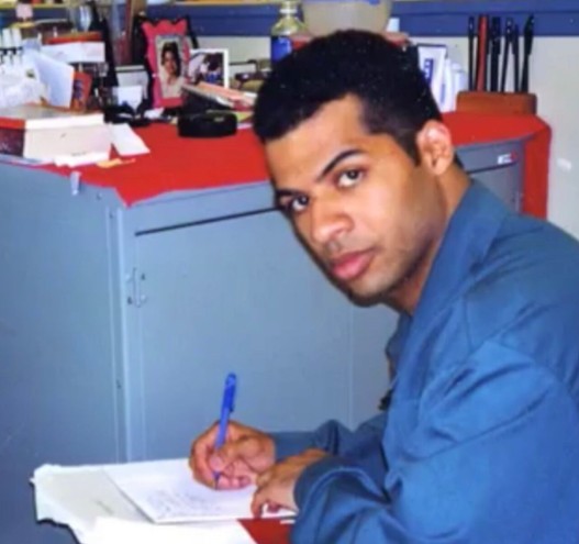 Robert Sanchez headshot