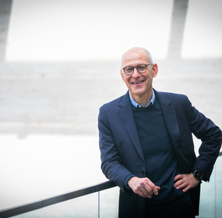 Zeke Emanuel headshot
