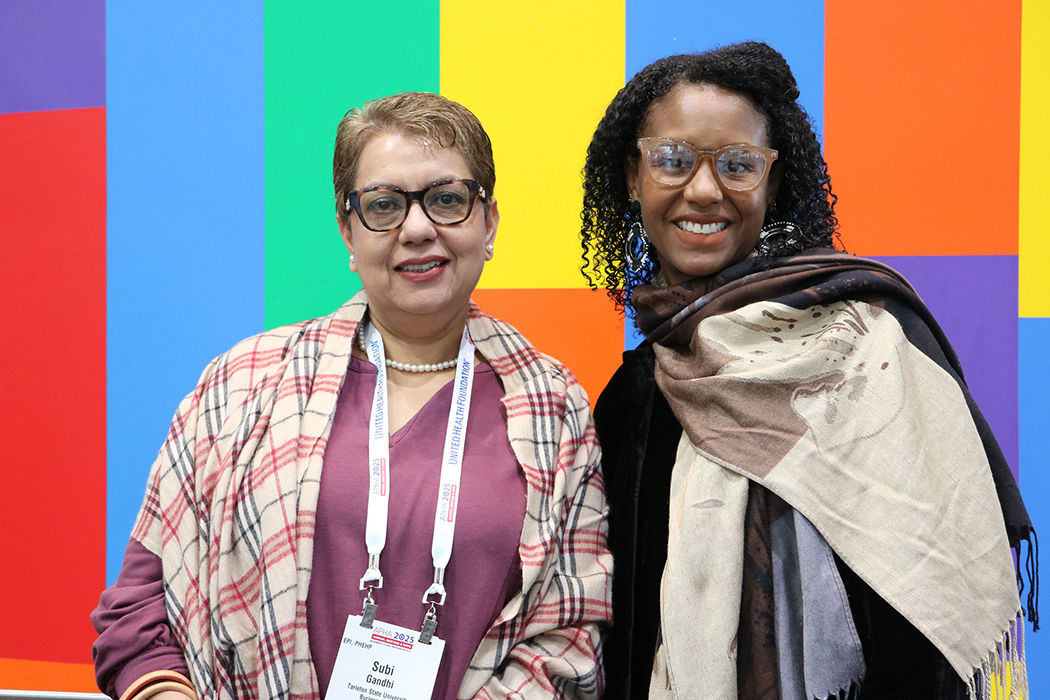 Saturday_color_wall_2025_700