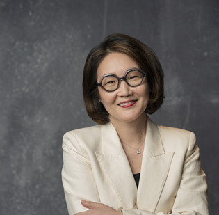 PHoto of Juliet Choi