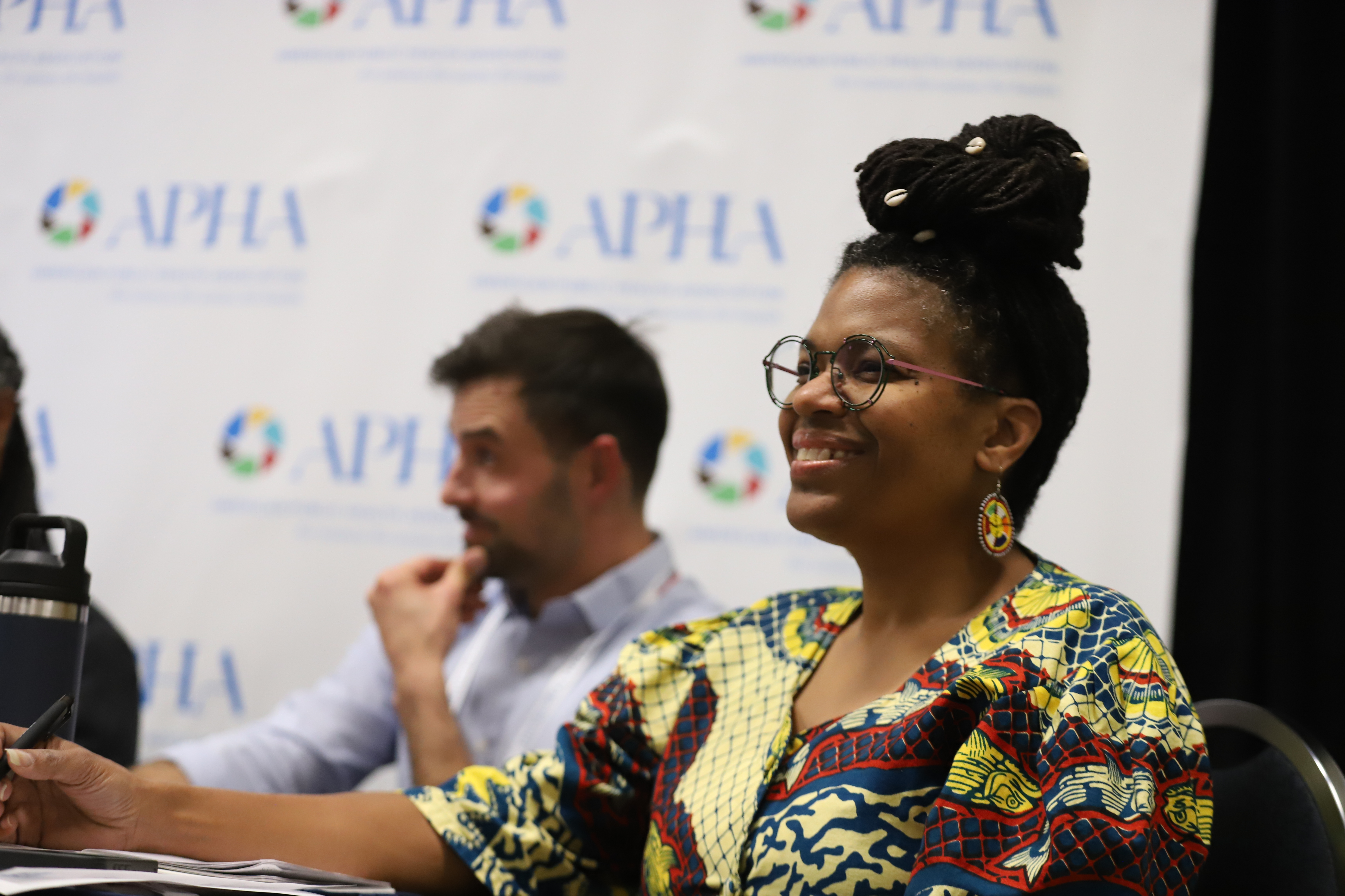 Denise Smith Headshot