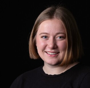 Emma Courtney Headhsot