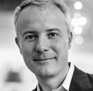 Tom Johnson headshot