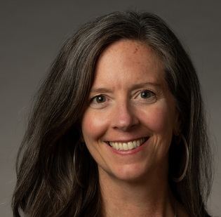 Jennifer Messenger headshot